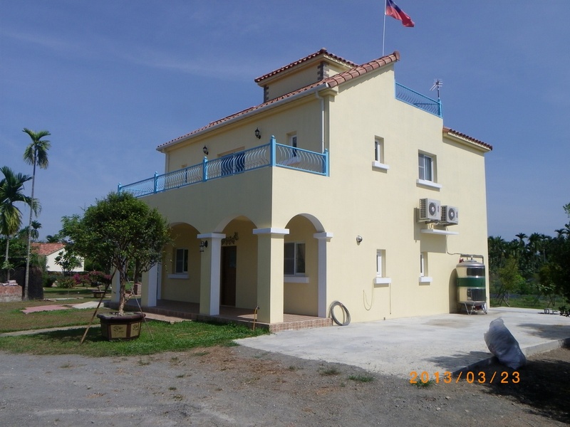 ���j��