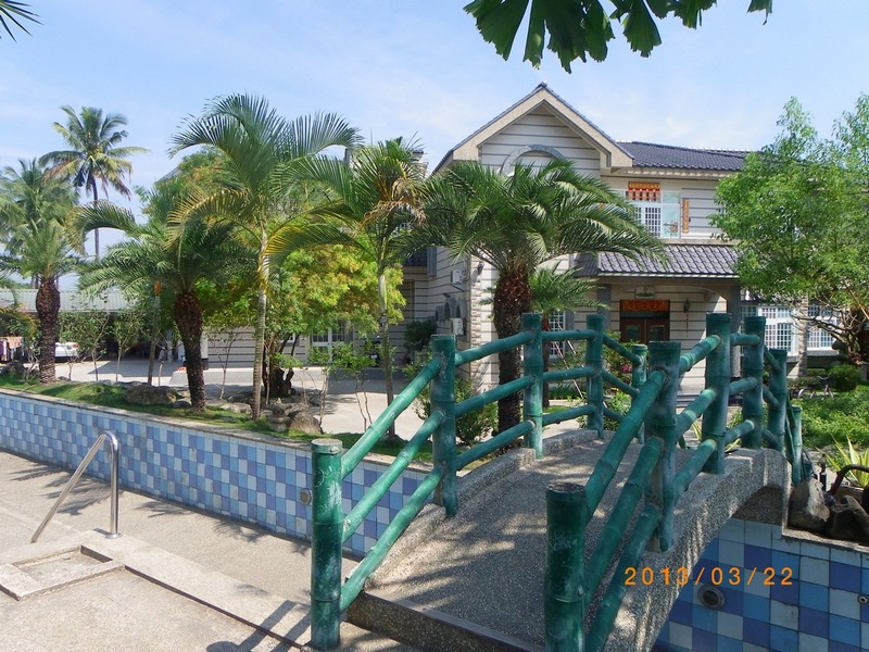 ���j��